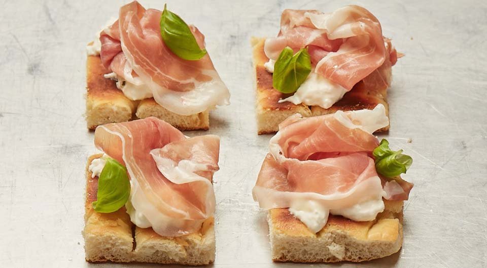 Burrata con prosciutto crudo